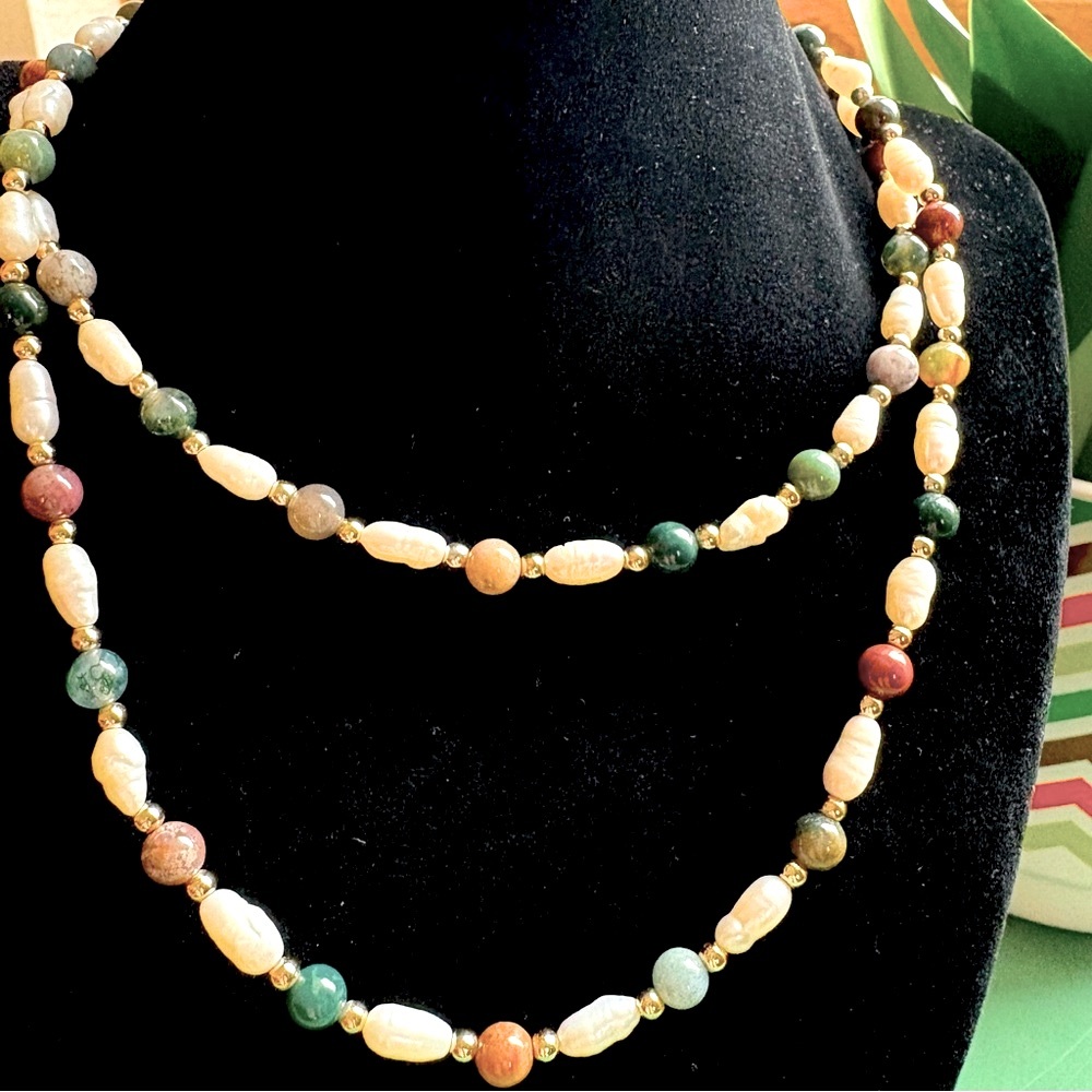 Beautiful Natural Baroque Pearl and Multi Stone Beaded Necklace 32”